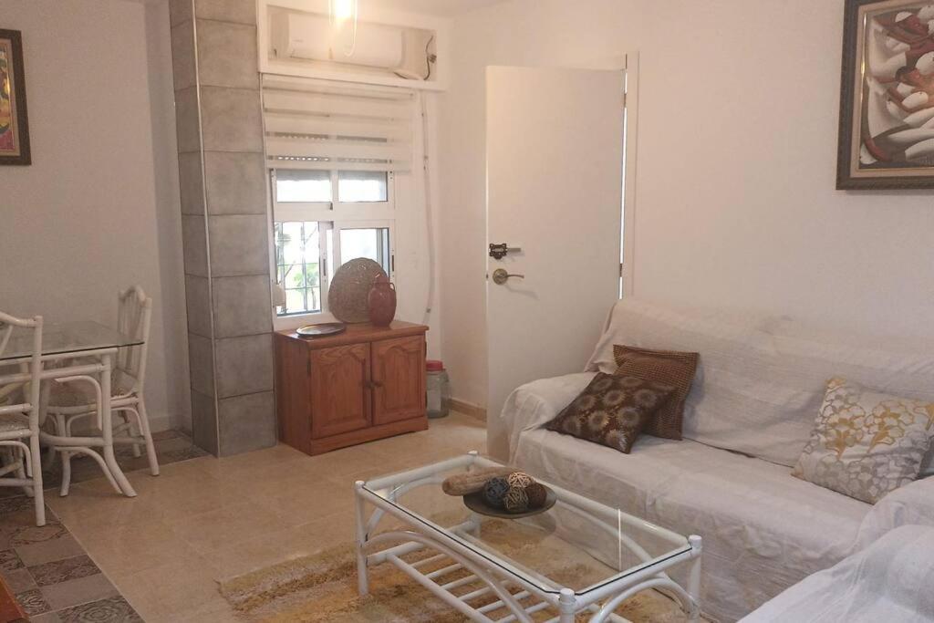 Apartplaya Мелиля Екстериор снимка